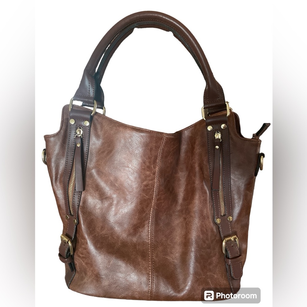 Itscosy Brown Vegan Leather Tote Bag With Matching Mini Clutch NWOT